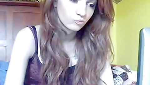 Amateur solo porn video showing a woman with nice body