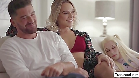 Blonde shemale gets her anal hole fucked by her stepsister